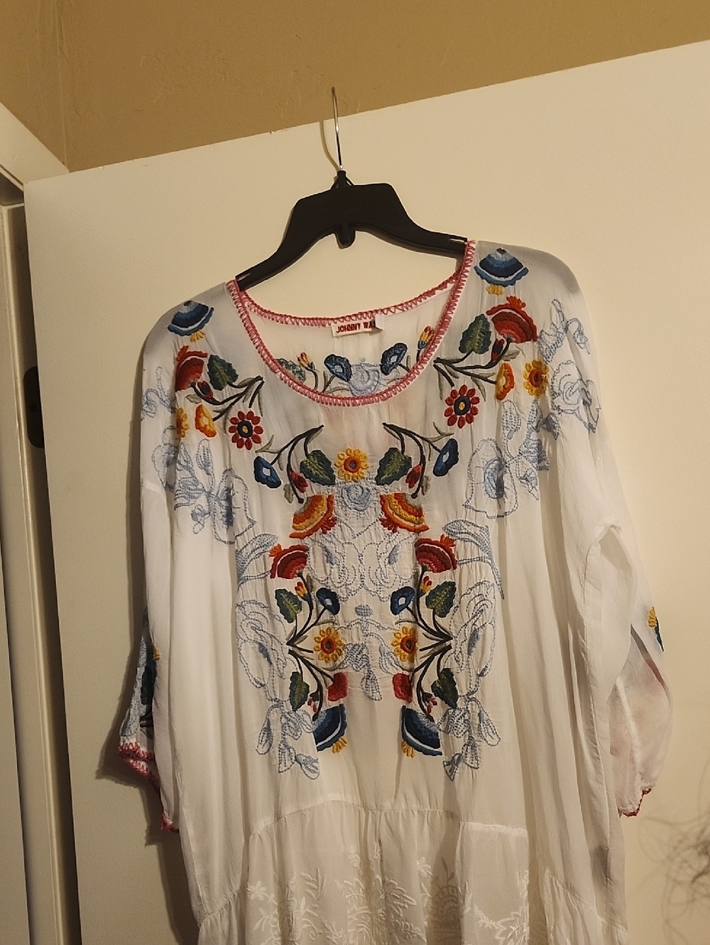 Johnny Was White Embroidered Floral Tunic with Multicolor Accents